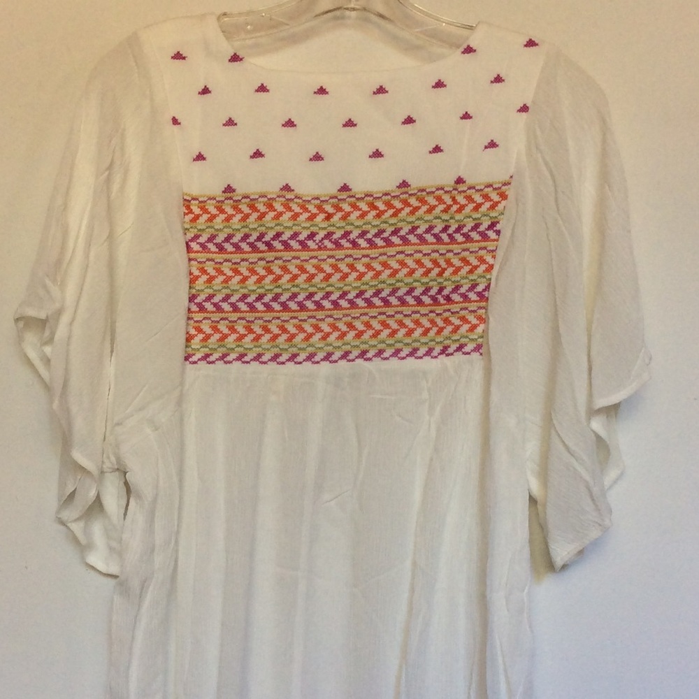 Love Stitch Embroidered Dress Size M NWT - Picture 5 of 6